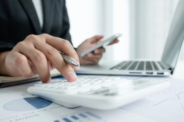 NAV: éjfélkor jár le a társasági adók bevallási határideje